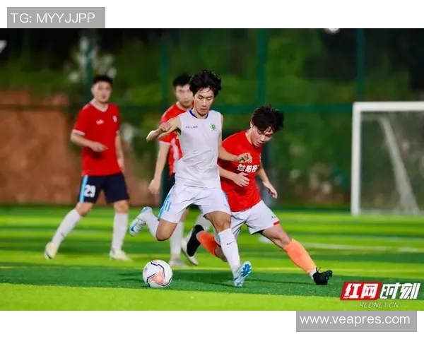 7k7k足球带你领略精彩赛事分析与实时比分更新，尽享足球盛宴的乐趣与激情