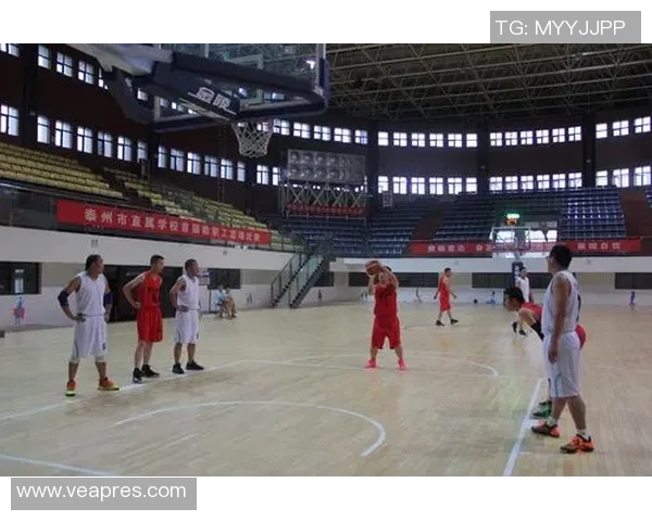 上海篮球队战术解析：如何在比赛中提升团队协作与攻防效率