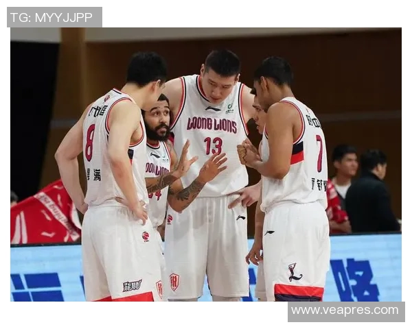 南京篮球队与武汉篮球队赛后分析实力对比与未来展望 南京篮球队与武汉篮球队赛后分析实力对比与未来展望